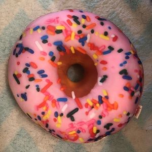 ULTRA CUTE DOUBLE SIDED DONUT PILLOW